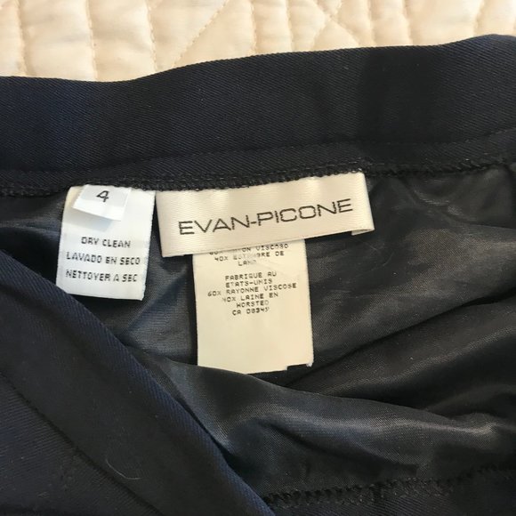 Fun & Flirty Evan Picone Pleated Navy Skirt - Picture 2 of 2